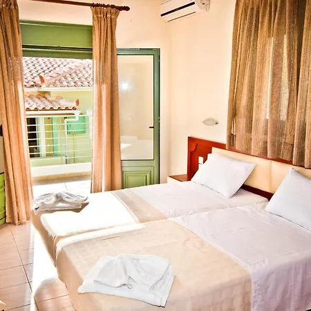 Aselinos Sleeps 6 With Pool Air Con And Wifi Βίλα